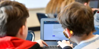 How Artificial Intelligence in Everyday Life for Young People in Switzerland How Artificial Intelligence is Shaping Everyday Life for Young People in Switzerland