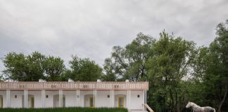 Kudykina Gora Hotel: A Fusion of Slavic Heritage and Modern Architecture Kudykina Gora Hotel Complex blending with natural surroundings in Russia