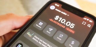 Phantom Wallet Outranks Coinbase as Memecoin Craze Drives Traders On-Chain Phantom wallet surpassing Coinbase in crypto app rankings