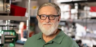 Gabe Newell: AI Users May Soon Outperform Experienced Programmers